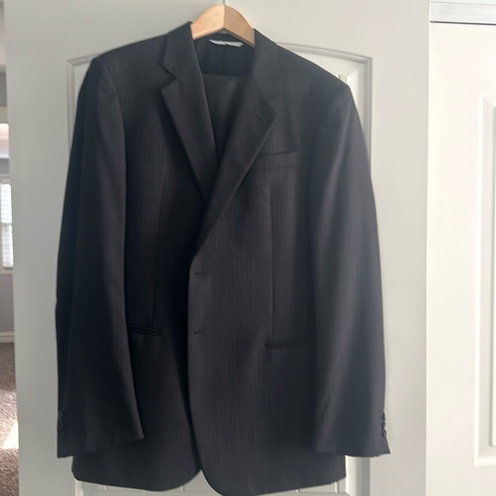 Armani Collezio NI Dark Gray Pinstripe Wool Slim Fit Men’s Suit Size 42L